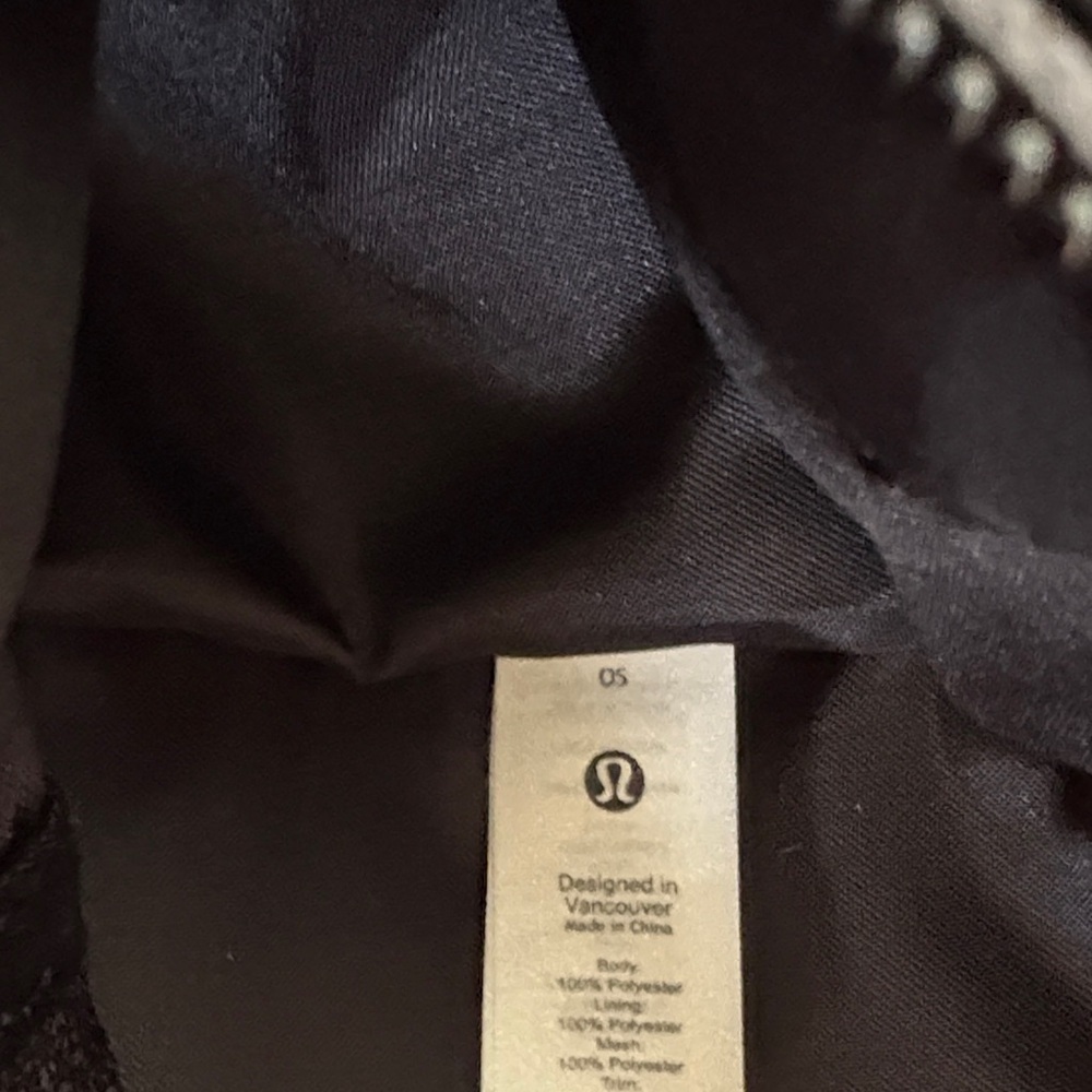 lululemon athletica Quilted Black Travel Bag - Picture 2 of 4